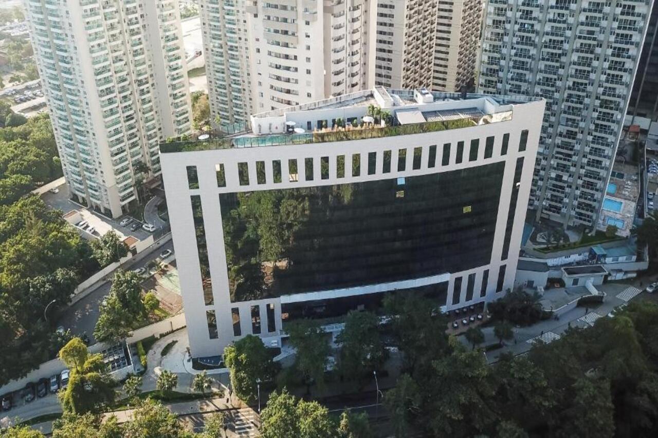 里约热内卢巴拉亚特兰帝卡国际酒店 外观 照片 Aerial view of the building