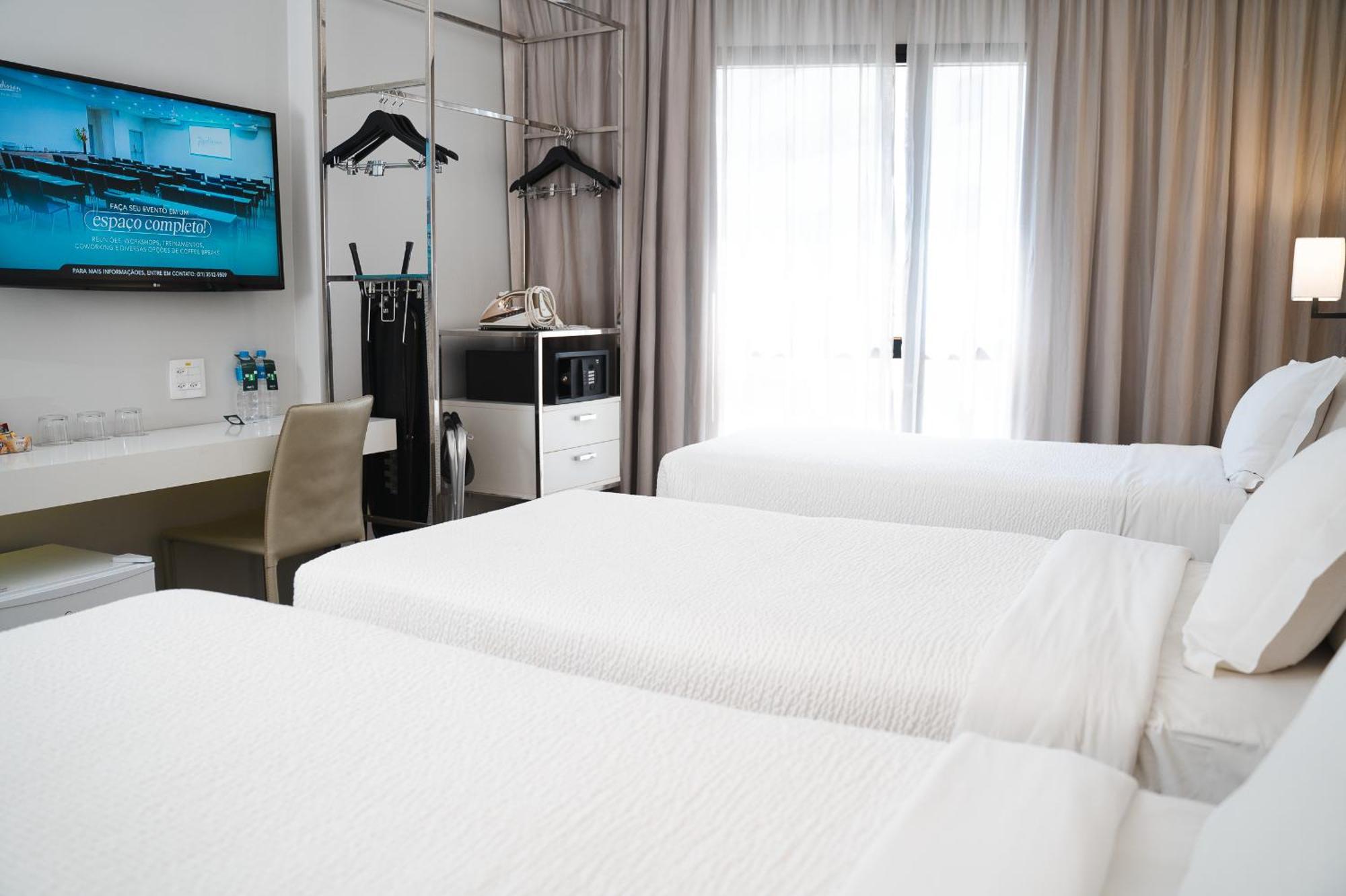 里约热内卢巴拉亚特兰帝卡国际酒店 外观 照片 A room at the hotel