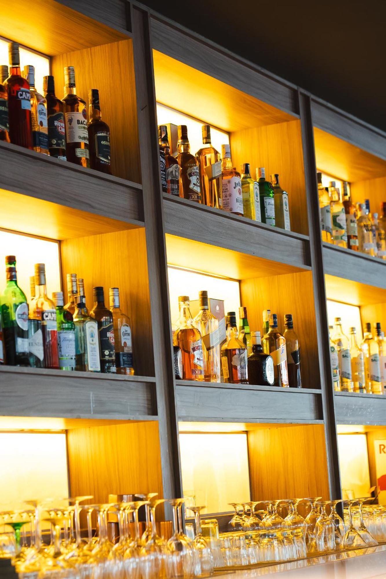 里约热内卢巴拉亚特兰帝卡国际酒店 外观 照片 A selection of Scotch whiskies